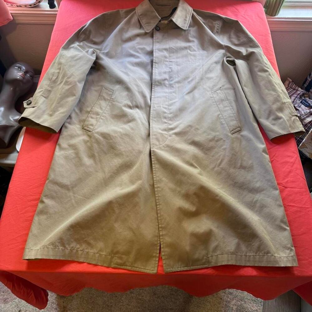 London fog tan trench coat- Size Mens 42 Short